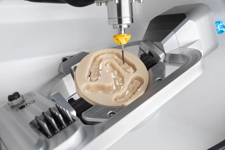VHF E5 - 5 axis milling machine