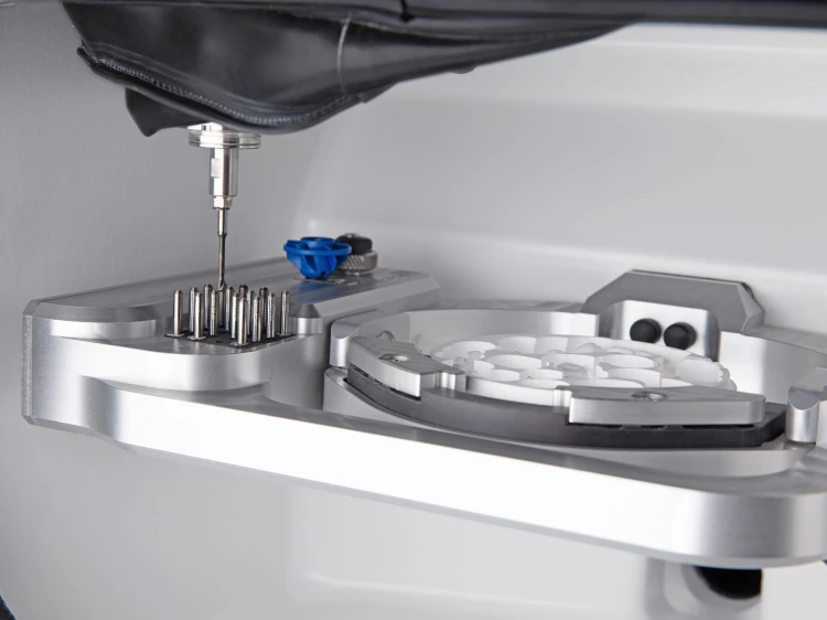 VHF E5 - 5 axis milling machine
